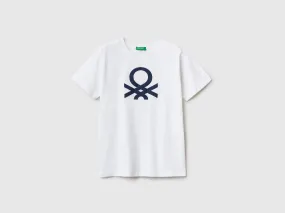 100% organic cotton t-shirt with logo