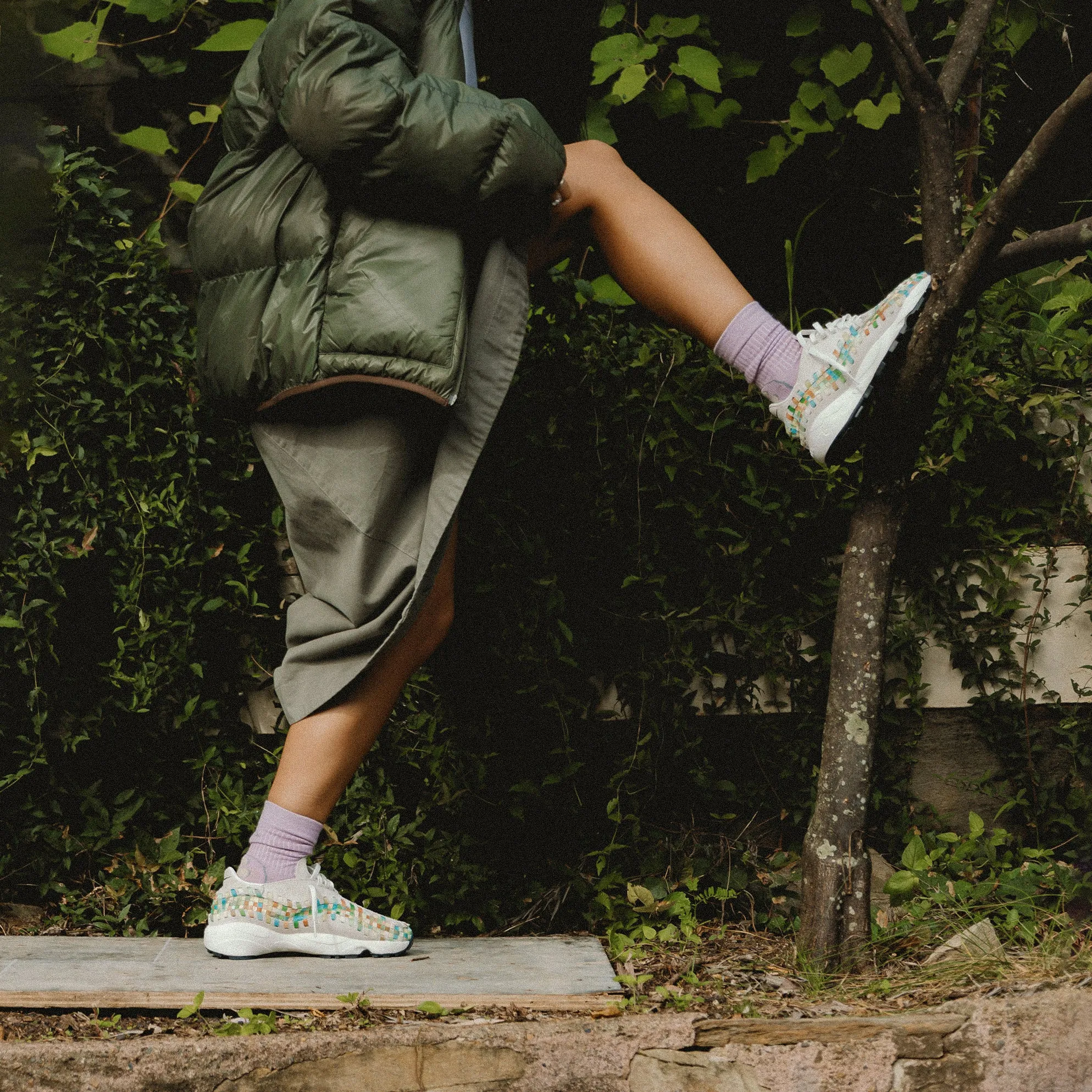 Nike Womens Air Footscape Woven "Rainbow" FB1959-101