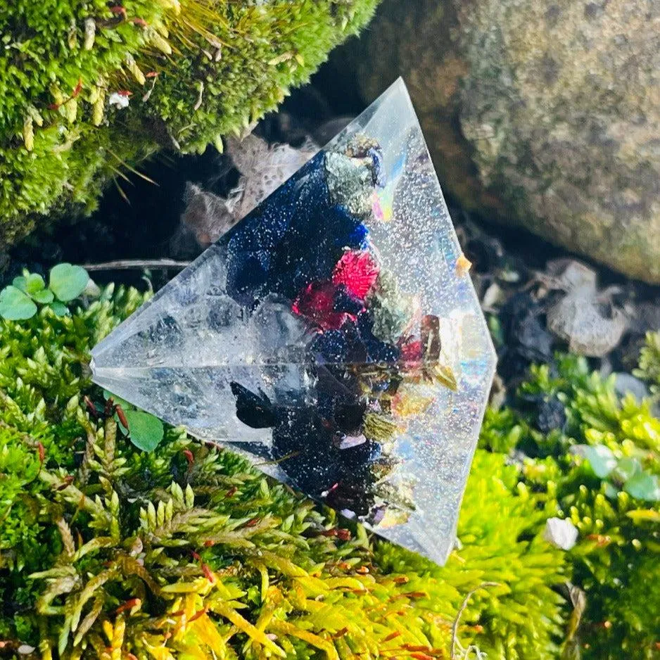 Orgonite Pyramids (Medium) ~Hand crafted Pyramid and loaded with metals and crystals~ Great for EMF protection and gifting